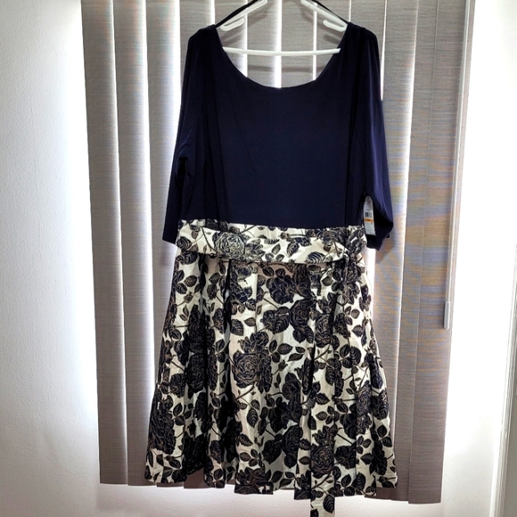 Jessica Howard  Dress w/pockets - Picture 1 of 8